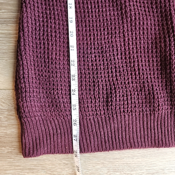 Women's 2Sable Burgundy Red Crew Neck Tectured Knit Long Sleeve Sweater | Small - Picture 7 of 7